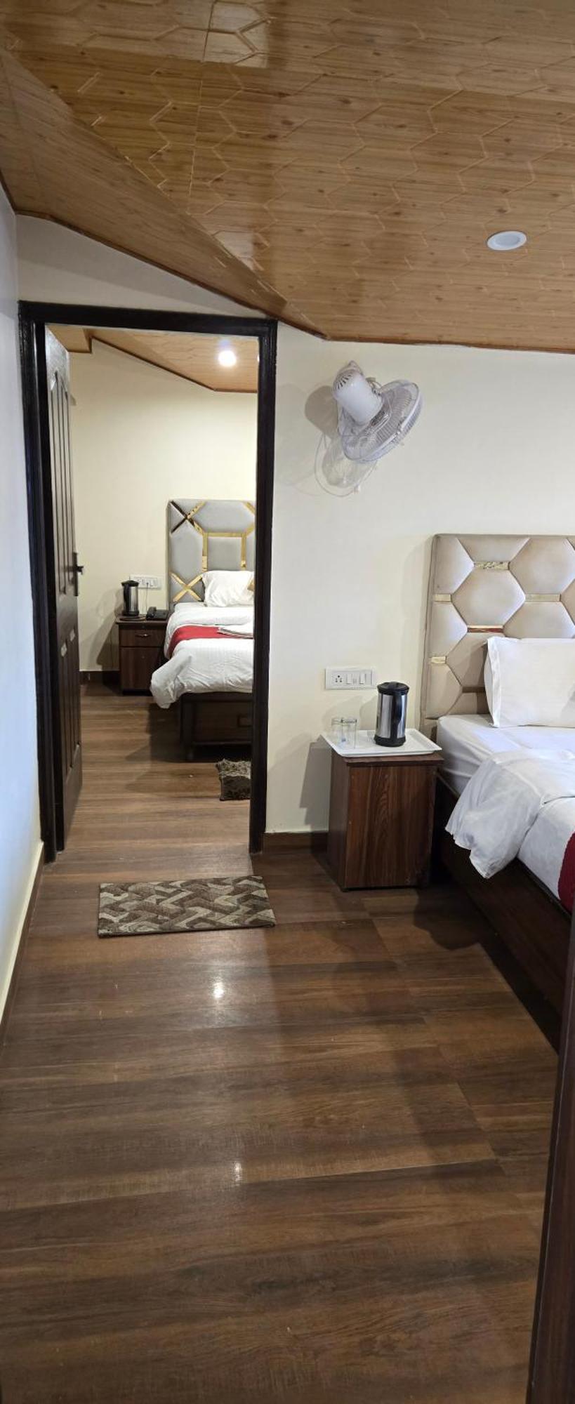 Bed and Breakfast Ambrosia Grand Шимла Экстерьер фото